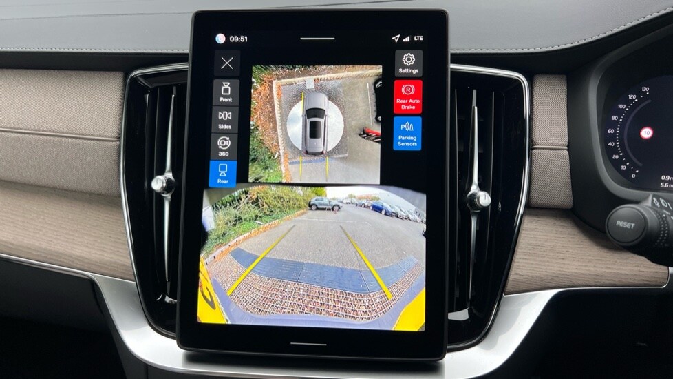 Used Volvo XC90 2025 for sale - 76112200: Photo 37
