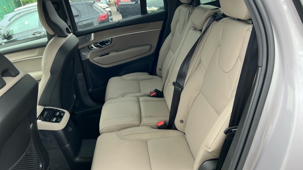 Used Volvo XC90 2025 for sale - 76112200: Photo 38