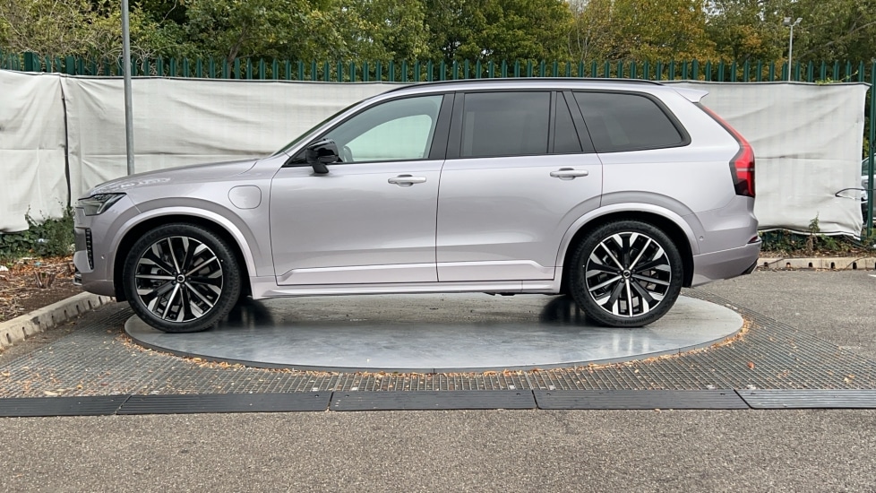 Used Volvo XC90 2025 for sale - 76112200: Photo 8
