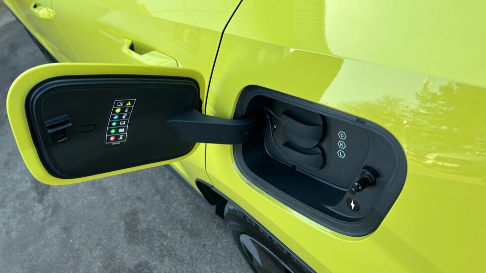 Used Volvo EX30 2025 for sale - 75472562: Photo 40