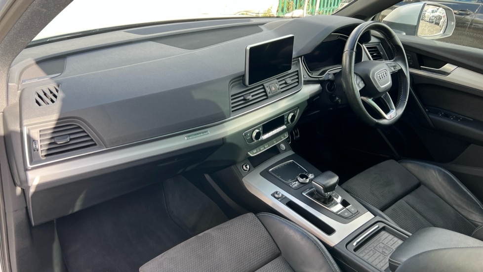Used Audi Q5 2017 for sale - 76350864: Photo 10