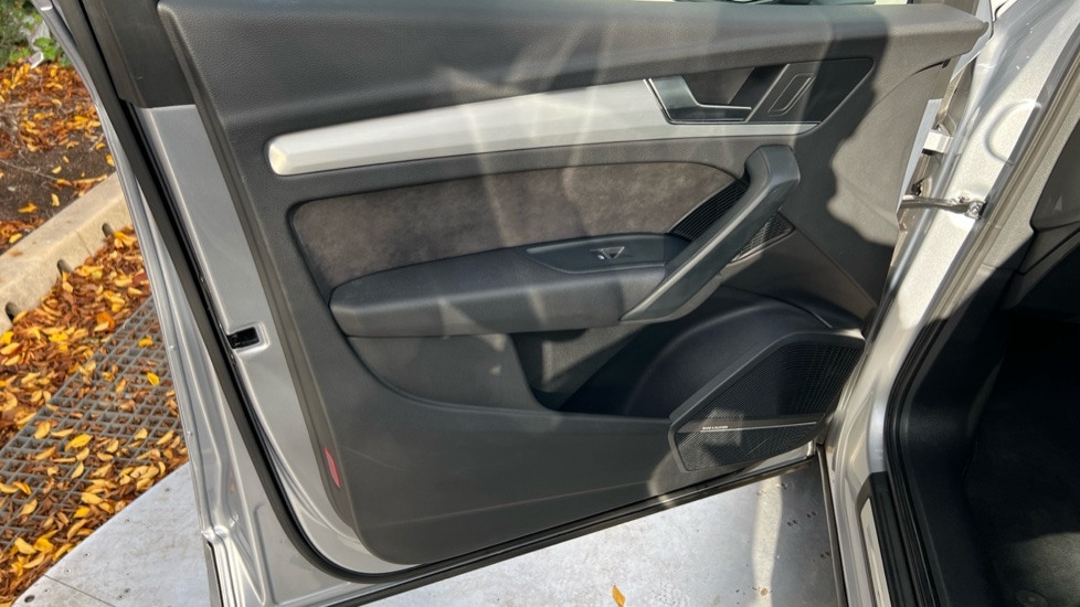 Used Audi Q5 2017 for sale - 76350864: Photo 38