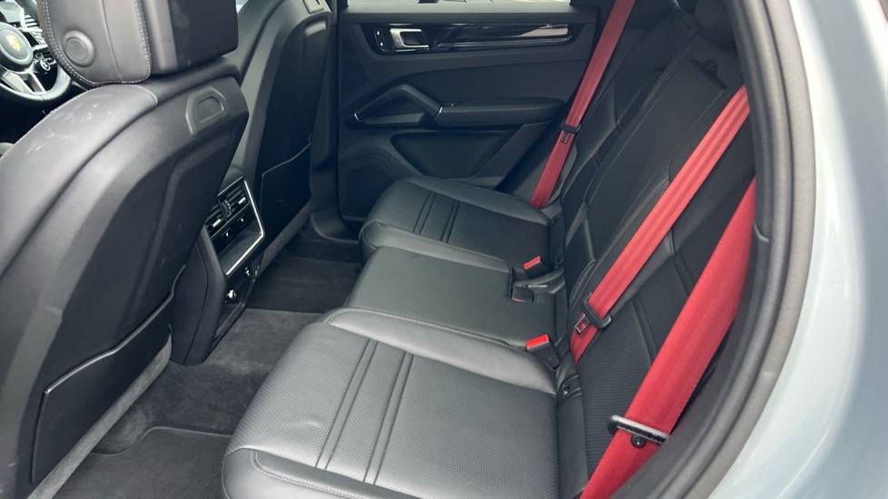 Used Porsche Cayenne 2023 for sale - 76434619: Photo 14