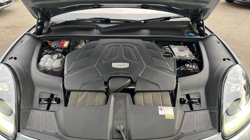 Used Porsche Cayenne 2023 for sale - 76434619: Photo 16