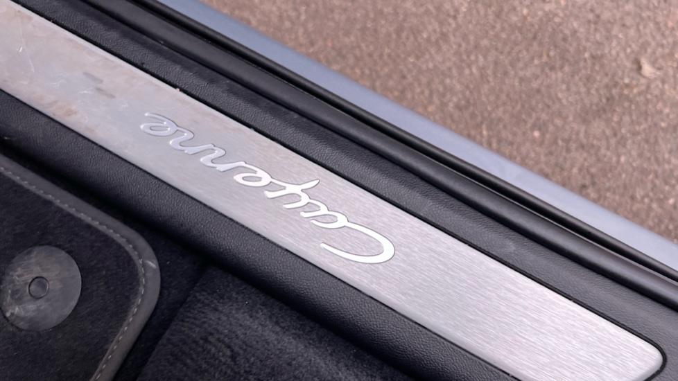 Used Porsche Cayenne 2023 for sale - 76434619: Photo 37