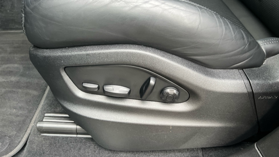 Used Porsche Cayenne 2023 for sale - 76434619: Photo 38