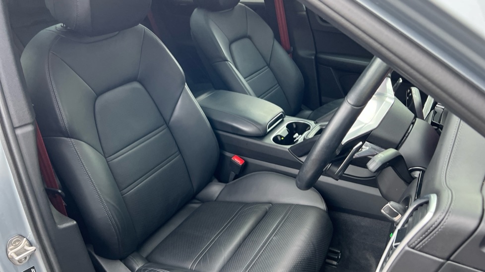 Used Porsche Cayenne 2023 for sale - 76434619: Photo 46