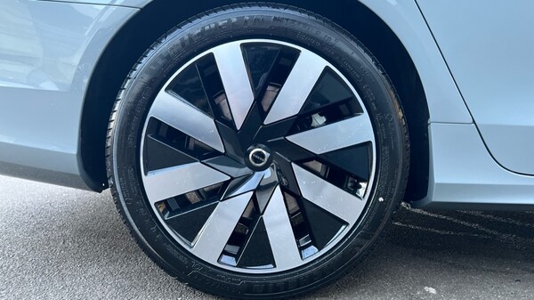 Used Volvo V90 2025 for sale - 75472477: Photo 24