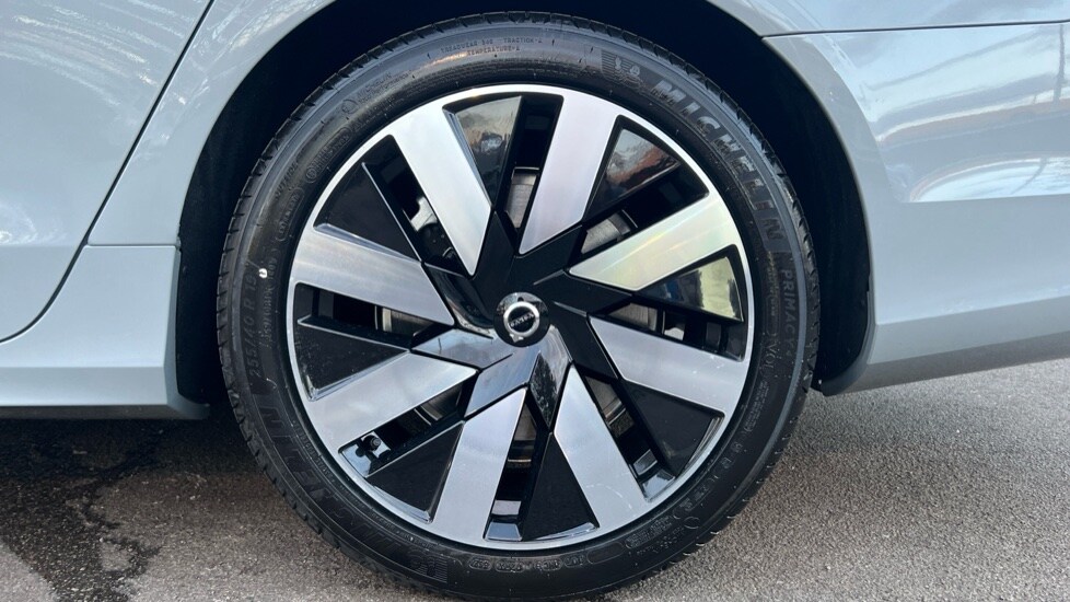 Used Volvo V90 2025 for sale - 75472477: Photo 26