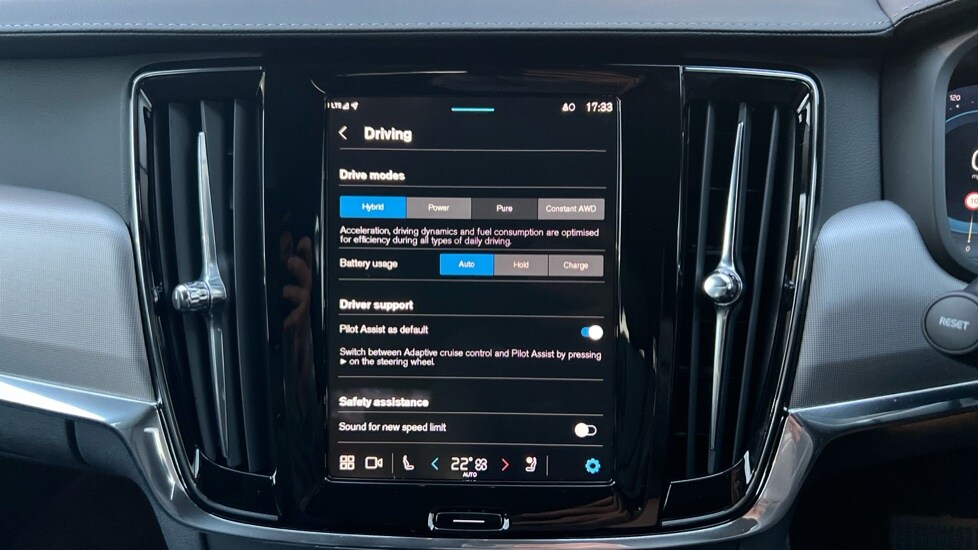 Used Volvo V90 2025 for sale - 75472477: Photo 41