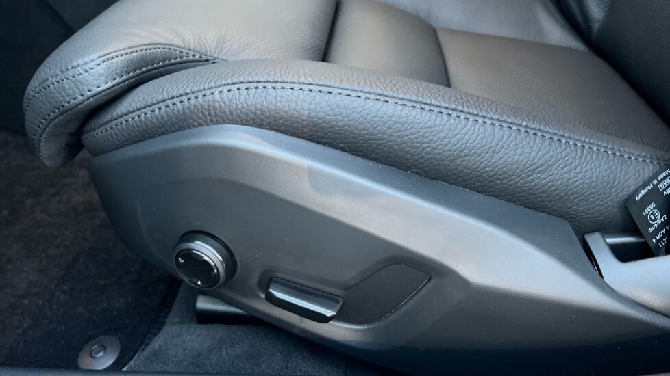 Used Volvo V90 2025 for sale - 75472477: Photo 47