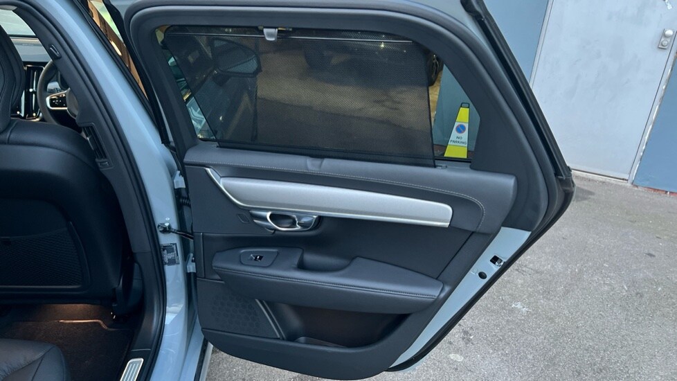 Used Volvo V90 2025 for sale - 75472477: Photo 51