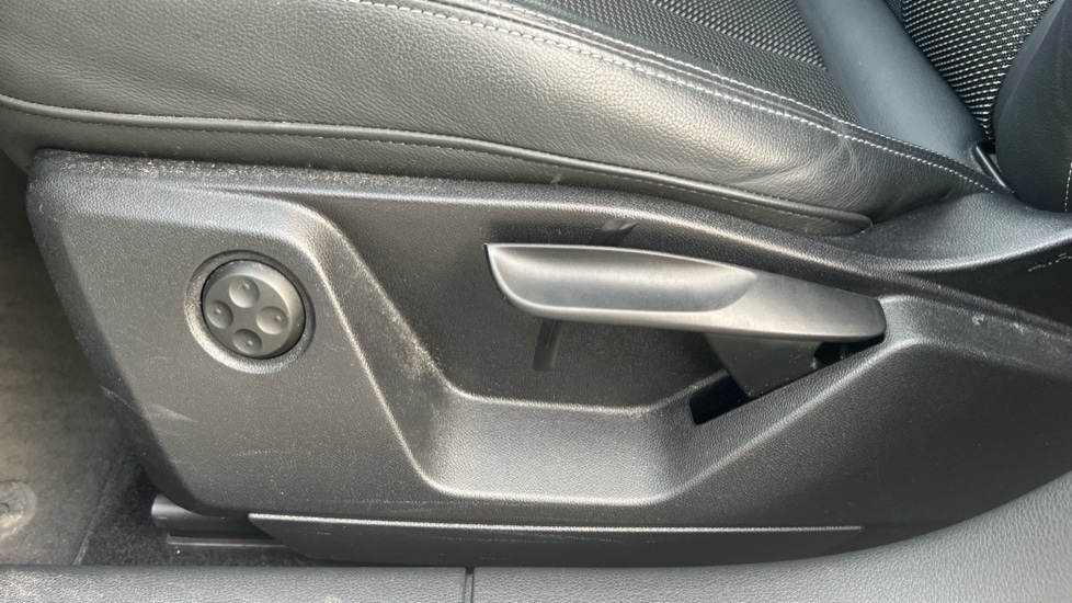 Used Audi Q2 2021 for sale - 76841876: Photo 35