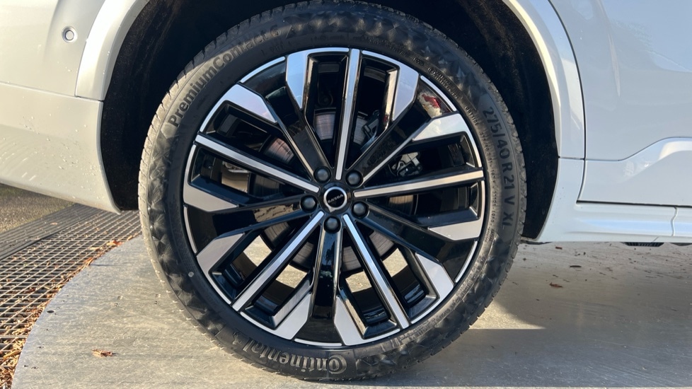 Used Volvo XC90 2025 for sale - 76999490: Photo 24