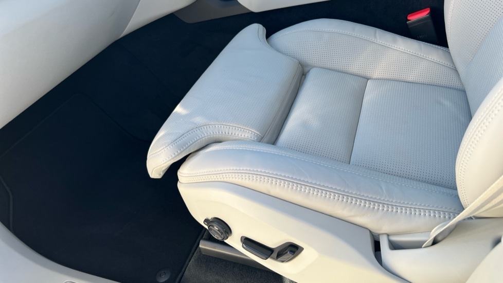 Used Volvo XC90 2025 for sale - 76999490: Photo 32