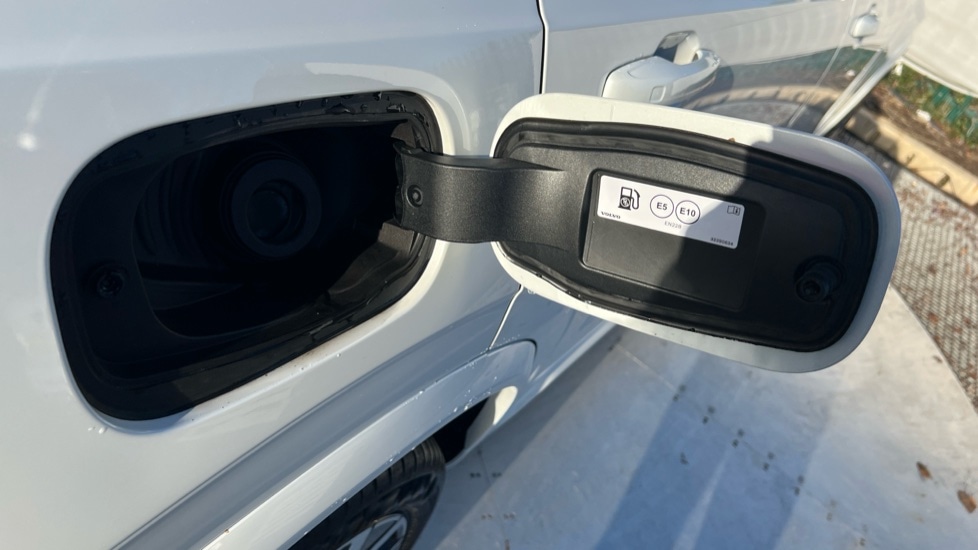 Used Volvo XC90 2025 for sale - 76999490: Photo 42