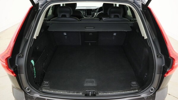 Used Volvo XC60 2022 for sale - 75472489: Photo 14