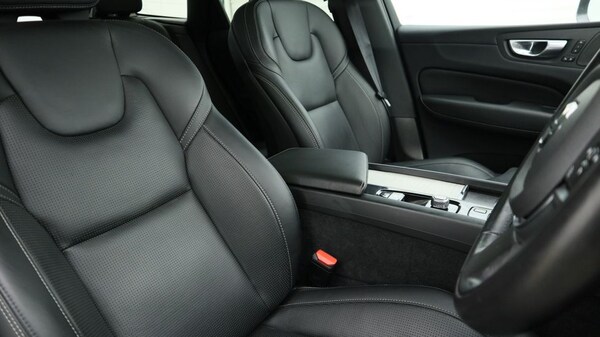 Used Volvo XC60 2022 for sale - 75472489: Photo 25