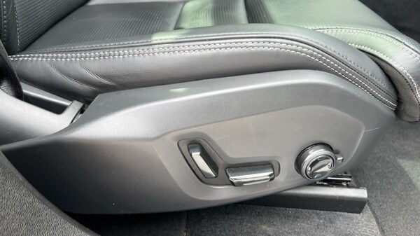 Used Volvo XC60 2022 for sale - 75472489: Photo 44