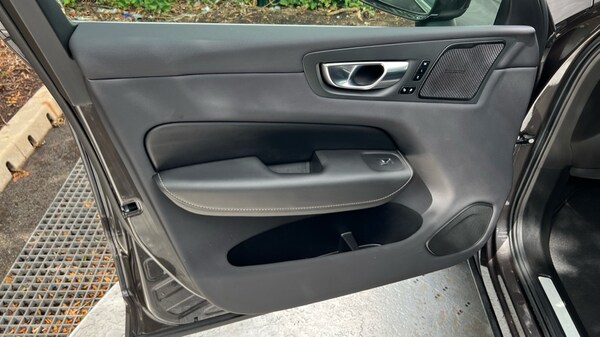 Used Volvo XC60 2022 for sale - 75472489: Photo 49