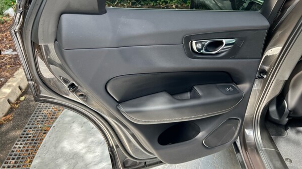 Used Volvo XC60 2022 for sale - 75472489: Photo 50