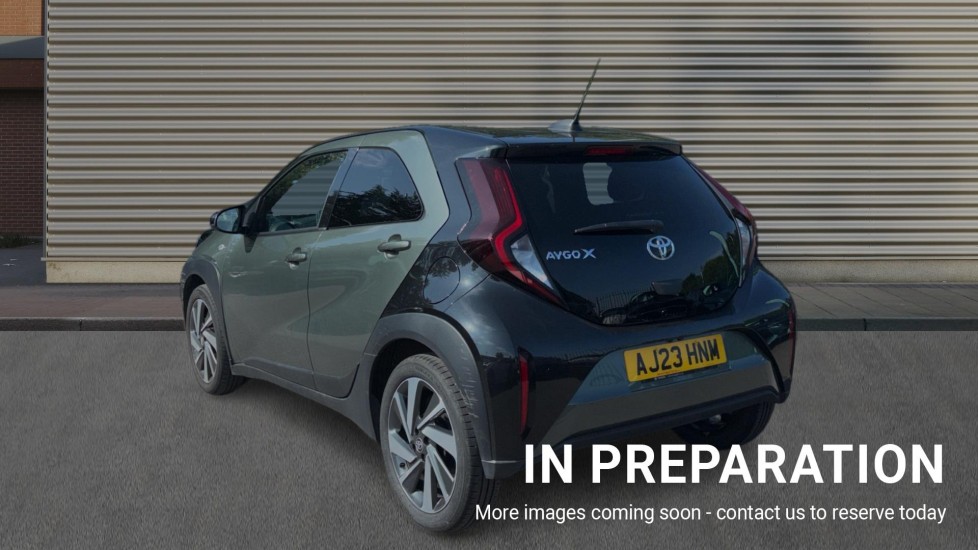 Used Toyota Aygo X 2023 for sale - 76540134: Photo 2