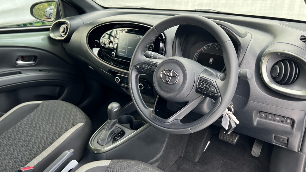 Used Toyota Aygo X 2023 for sale - 76540134: Photo 9