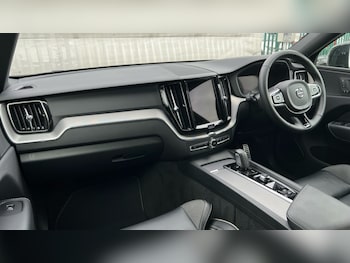 Used Volvo XC60 2021 for sale - 76241753: Photo