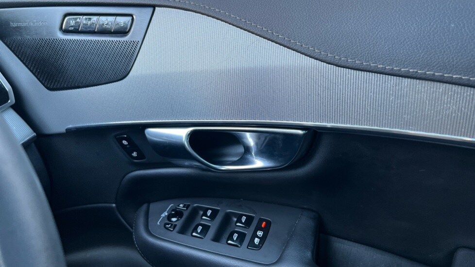 Used Volvo XC90 2022 for sale - 77075519: Photo 15