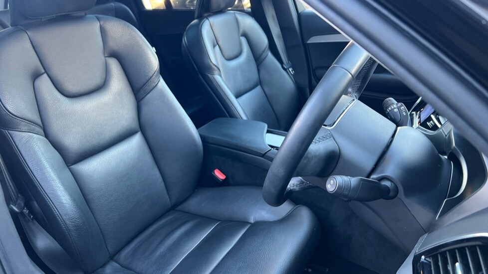 Used Volvo XC90 2022 for sale - 77075519: Photo 9