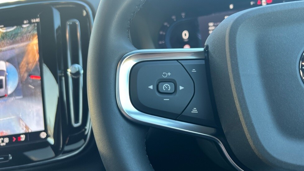 Used Volvo XC40 2024 for sale - 76593727: Photo 18