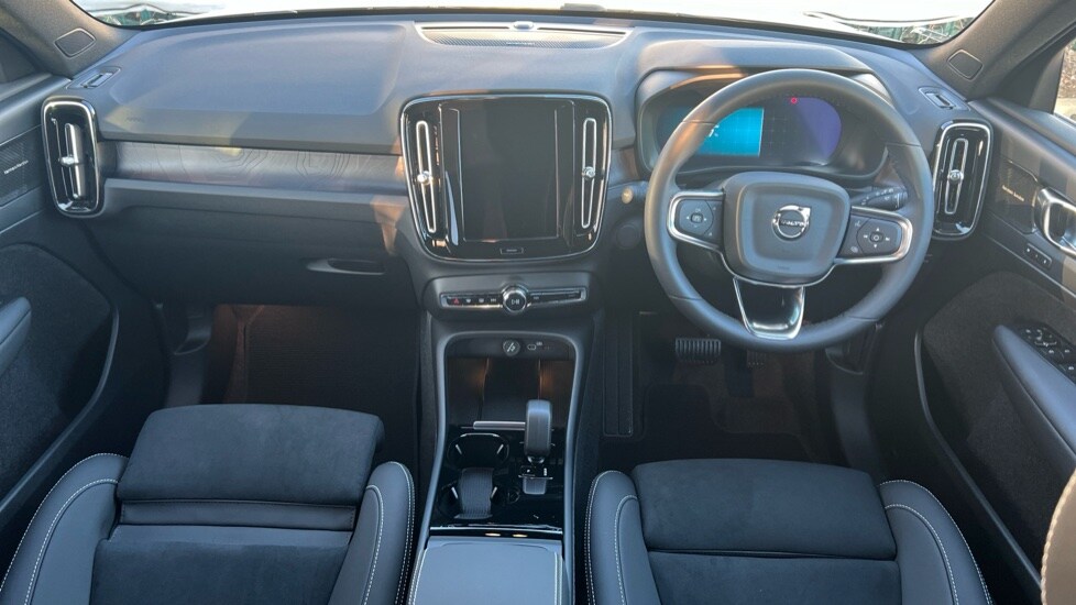 Used Volvo XC40 2024 for sale - 76593727: Photo 21