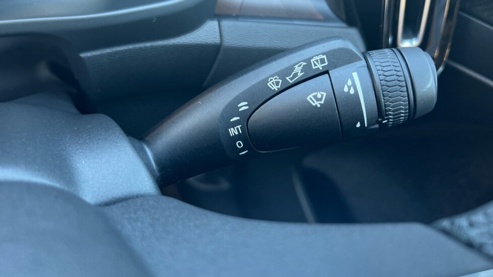 Used Volvo XC40 2024 for sale - 76593727: Photo 29