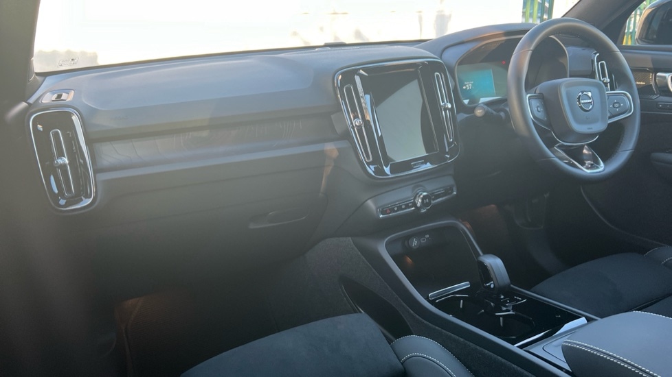 Used Volvo XC40 2024 for sale - 76593727: Photo 4