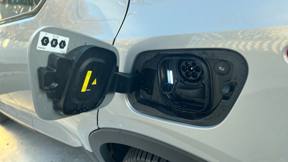 Used Volvo XC40 2024 for sale - 76593727: Photo 41