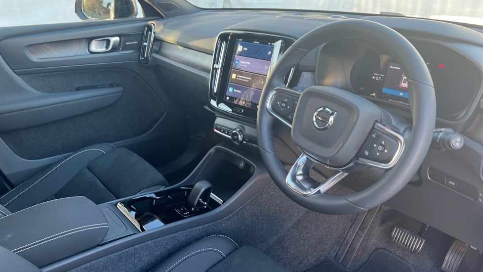 Used Volvo XC40 2024 for sale - 76593727: Photo 5