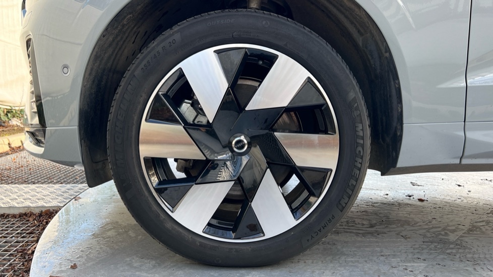 Used Volvo XC60 2025 for sale - 77018235: Photo 25