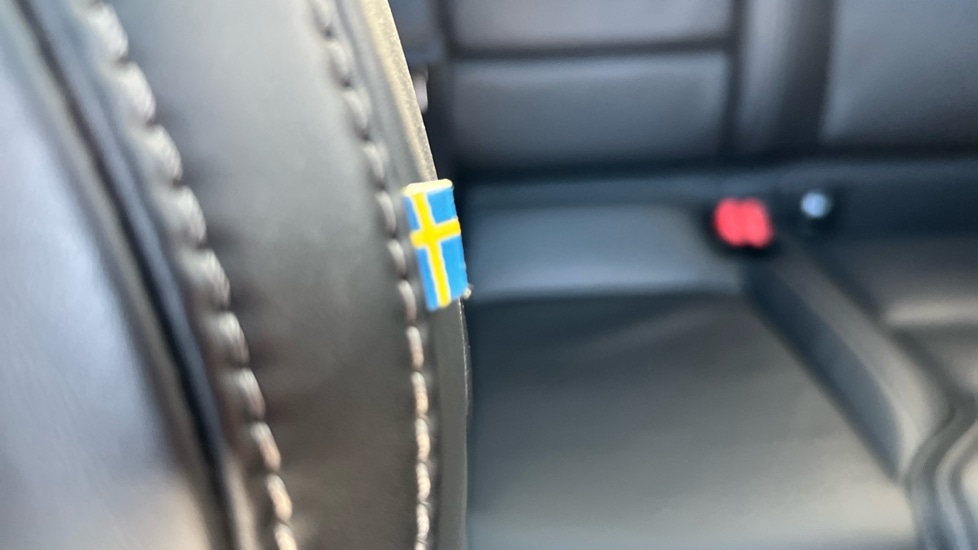 Used Volvo XC60 2025 for sale - 77018235: Photo 27