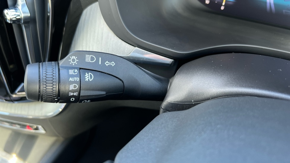 Used Volvo XC60 2025 for sale - 77018235: Photo 29