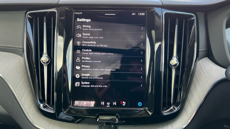 Used Volvo XC60 2025 for sale - 77018235: Photo 40