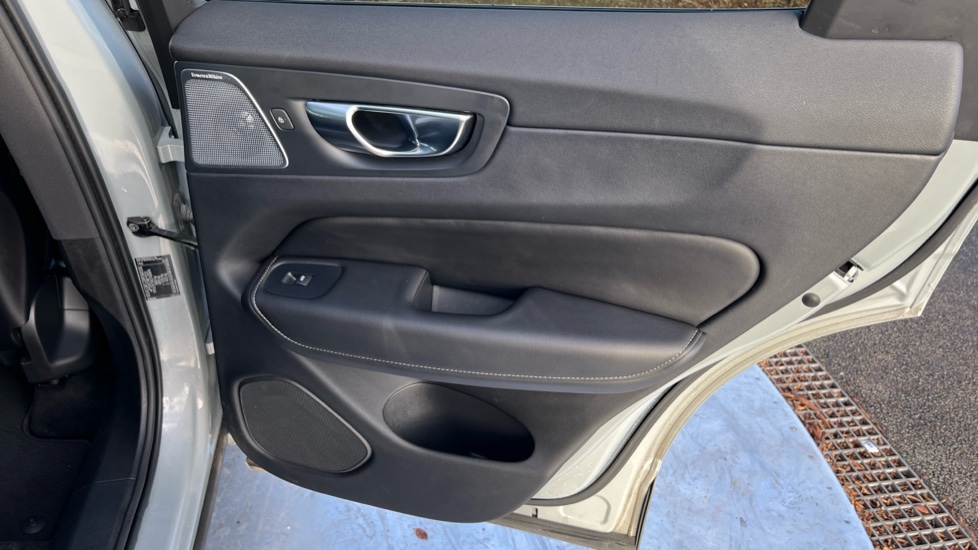 Used Volvo XC60 2025 for sale - 77018235: Photo 52