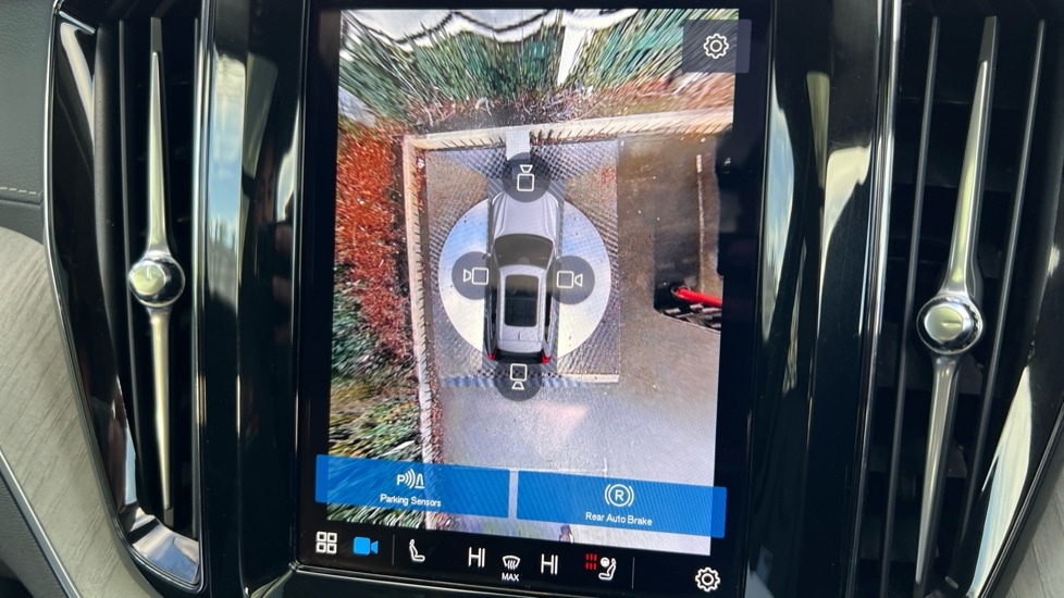 Used Volvo XC60 2025 for sale - 77018235: Photo 59