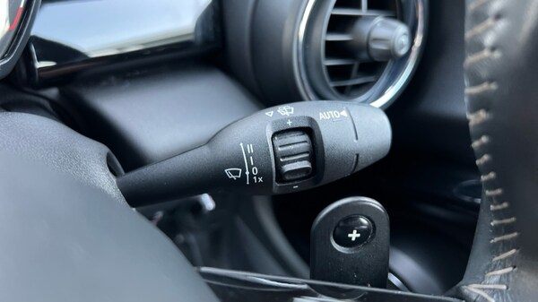 Used MINI Convertible 2020 for sale - 75547417: Photo 24