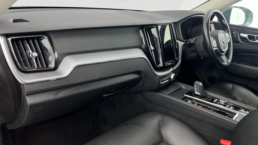 Used Volvo XC60 2021 for sale - 76586974: Photo 6