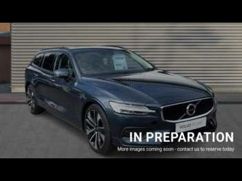 2020 - 2.0 D4 [190] Momentum [Leather] 5dr Auto