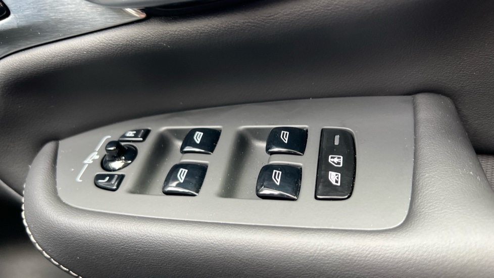 Used Volvo XC90 2024 for sale - 76526524: Photo 33