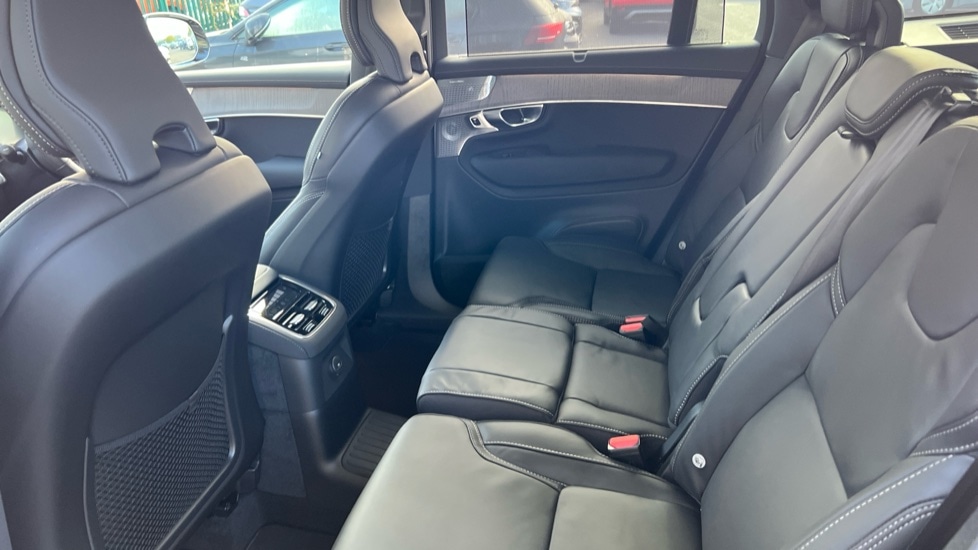 Used Volvo XC90 2025 for sale - 76112356: Photo 10