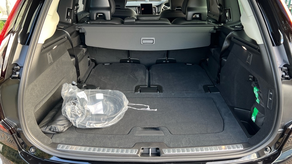 Used Volvo XC90 2025 for sale - 76112356: Photo 17