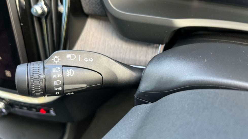 Used Volvo XC90 2025 for sale - 76112356: Photo 29