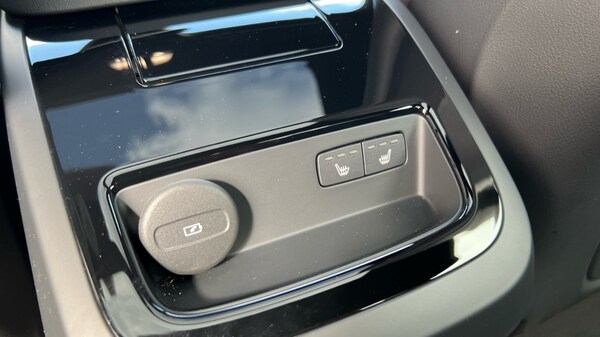 Used Volvo S60 2023 for sale - 75610611: Photo 47